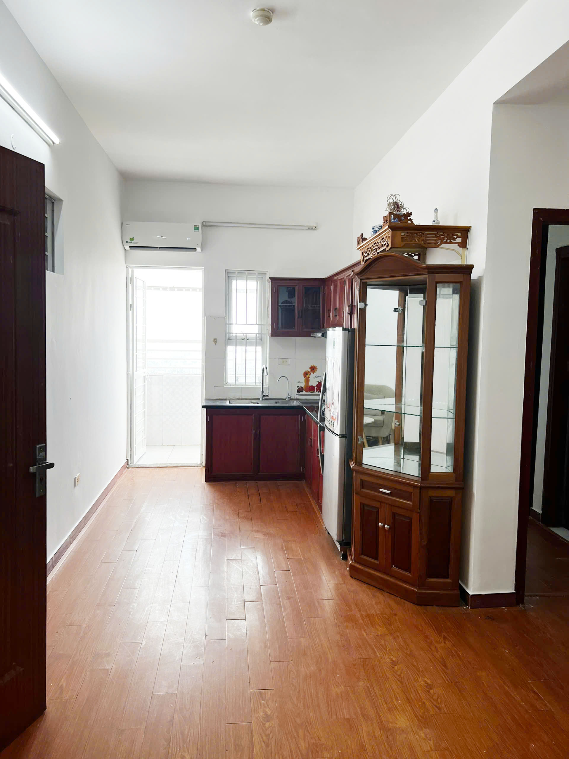 Bán chung cư CT10 Đại Thanh, 2 ngủ 2 WC, 60m2 đẹp, ở ngay, sẵn nội thất. Giá 2,85 tỷ - Ảnh 3
